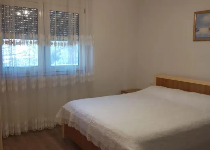 Casa Mia Lejlighed Golem (Tirana)